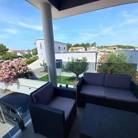 Martina Apartament *