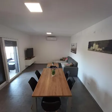 Apartament Martina *