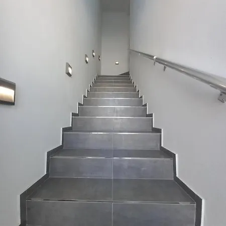 Martina Apartman Vir