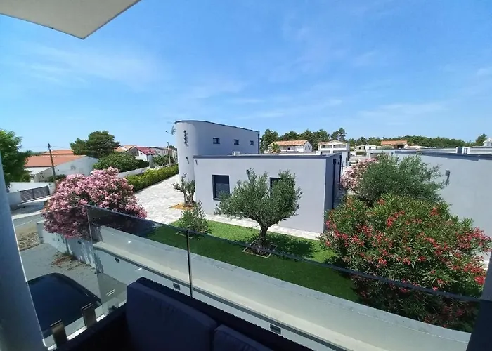 Martina 公寓 维尔